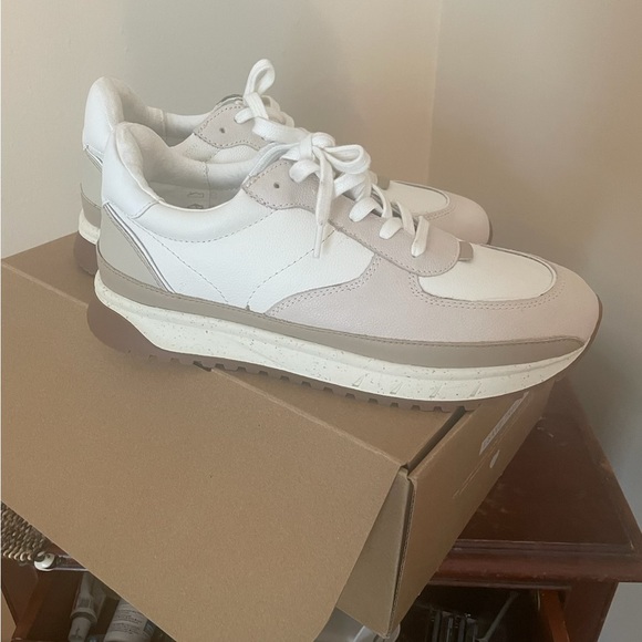 Madewell Athletic shoes - women’s size 8.5 US - Picture 4 of 10